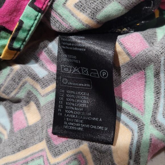 H&M Coachella Official Small Button Up Tribal Geometric Aztec Short Sleeve EUC - Picture 6 of 7